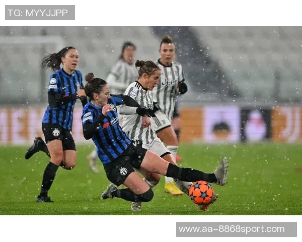 女足欧冠第三轮精彩纷呈拜仁逆转阿森纳曼联小胜巴黎巴萨尤文双双获胜